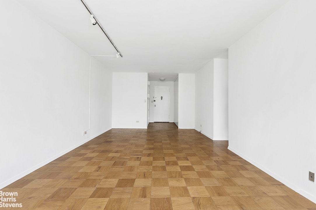 245 East 25th Street 12J Kips Bay New York NY 10010