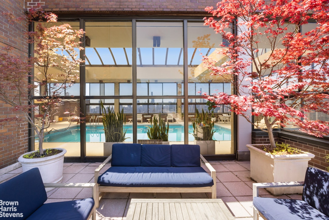 45 East 89th Street 18G Carnegie Hill New York NY 10128