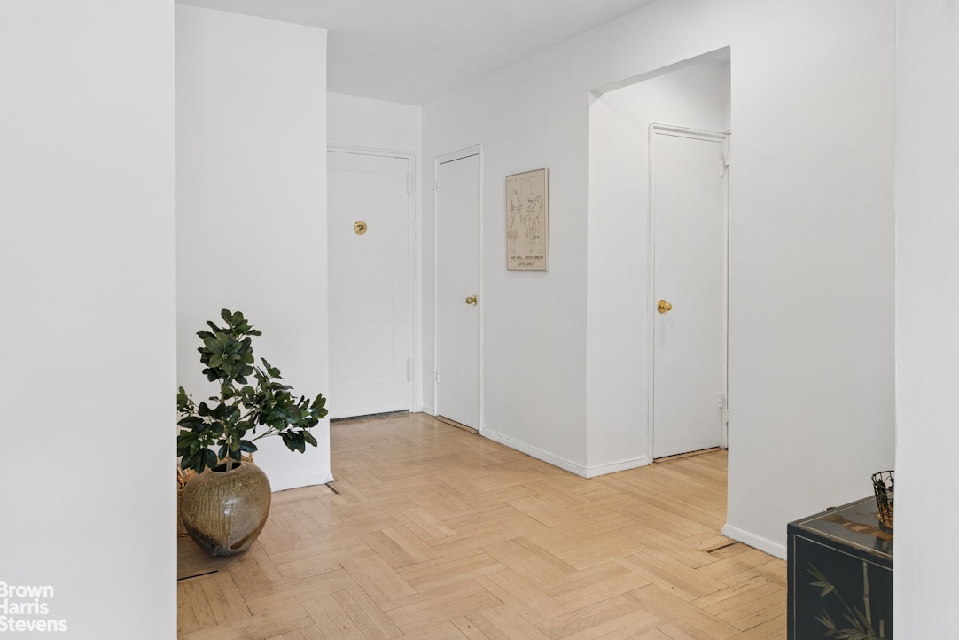 640 West 239th Street 2F Riverdale Bronx NY 10463