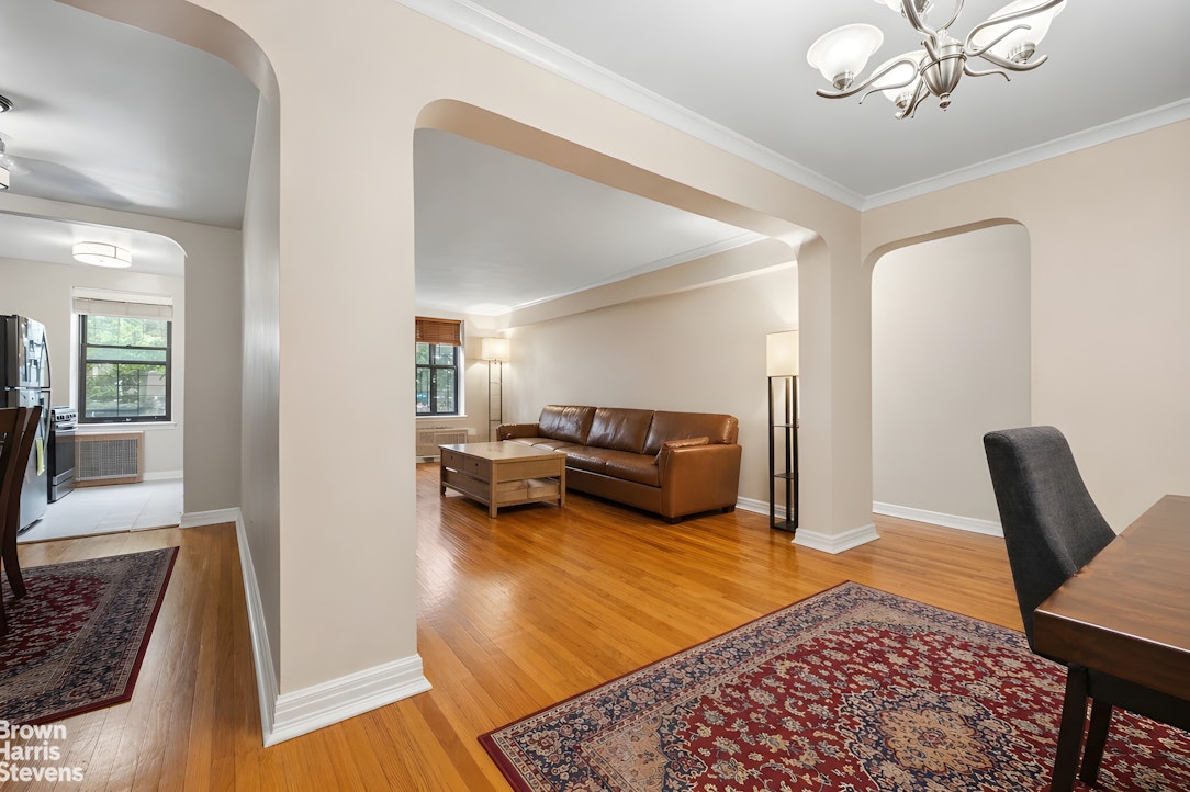 67-35 Yellowstone Blvd. 2B Forest Hills Queens NY 11375
