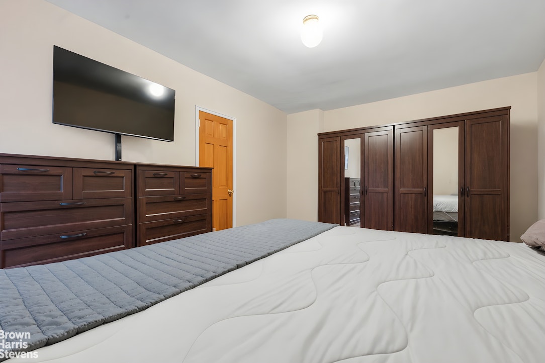 67-35 Yellowstone Blvd. 2B Forest Hills Queens NY 11375