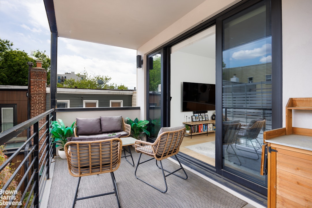 532 Lorimer Street 3B East Williamsburg Brooklyn NY 11211