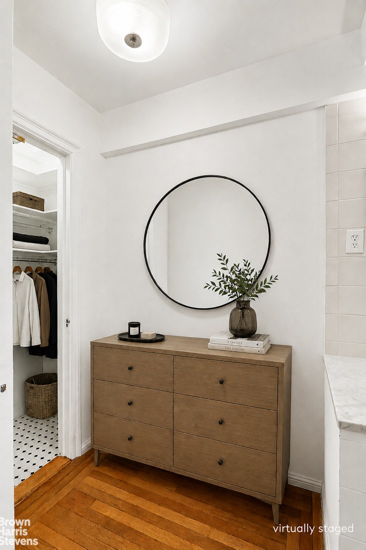 225 East 73rd Street 5F Upper East Side New York NY 10021