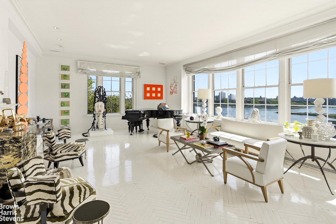 10 Gracie Square 4G Upper East Side New York NY 10028