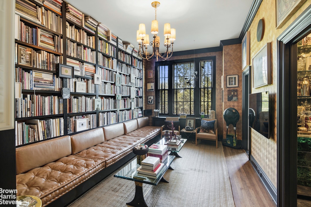10 Gracie Square 4G Upper East Side New York NY 10028