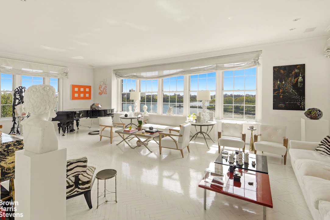 10 Gracie Square 4G Upper East Side New York NY 10028