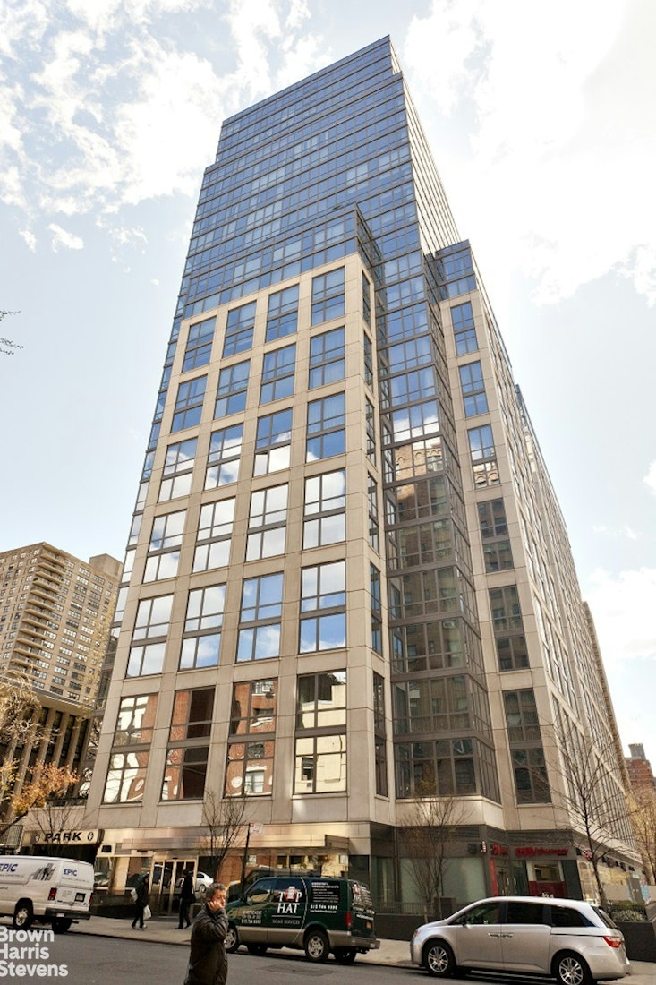 200 West End Avenue 6B Lincoln Square New York NY 10023