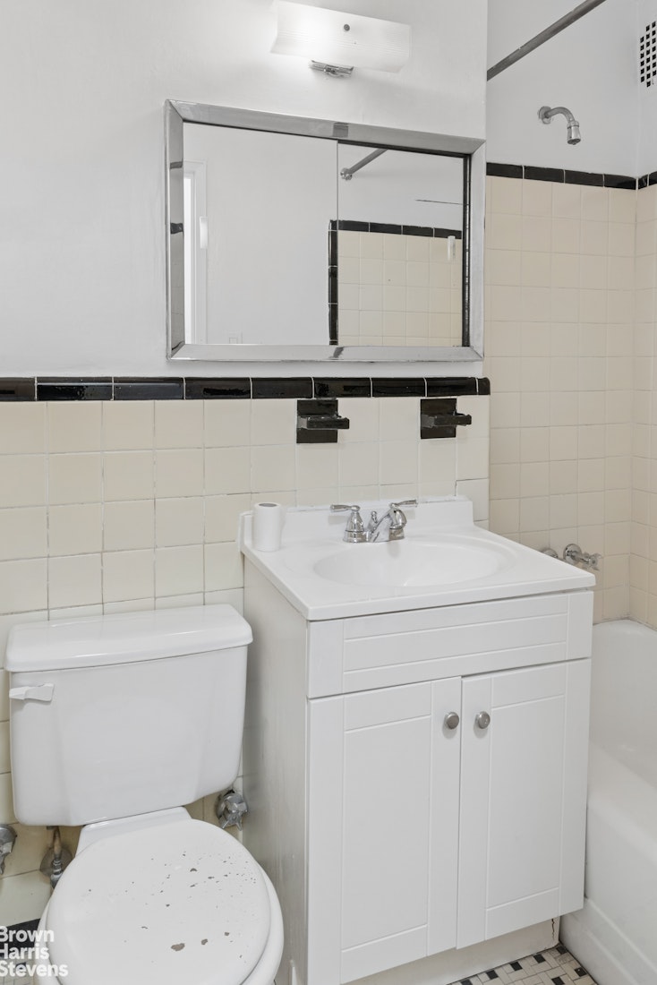 3720 Independence Avenue 3D Riverdale Bronx NY 10463