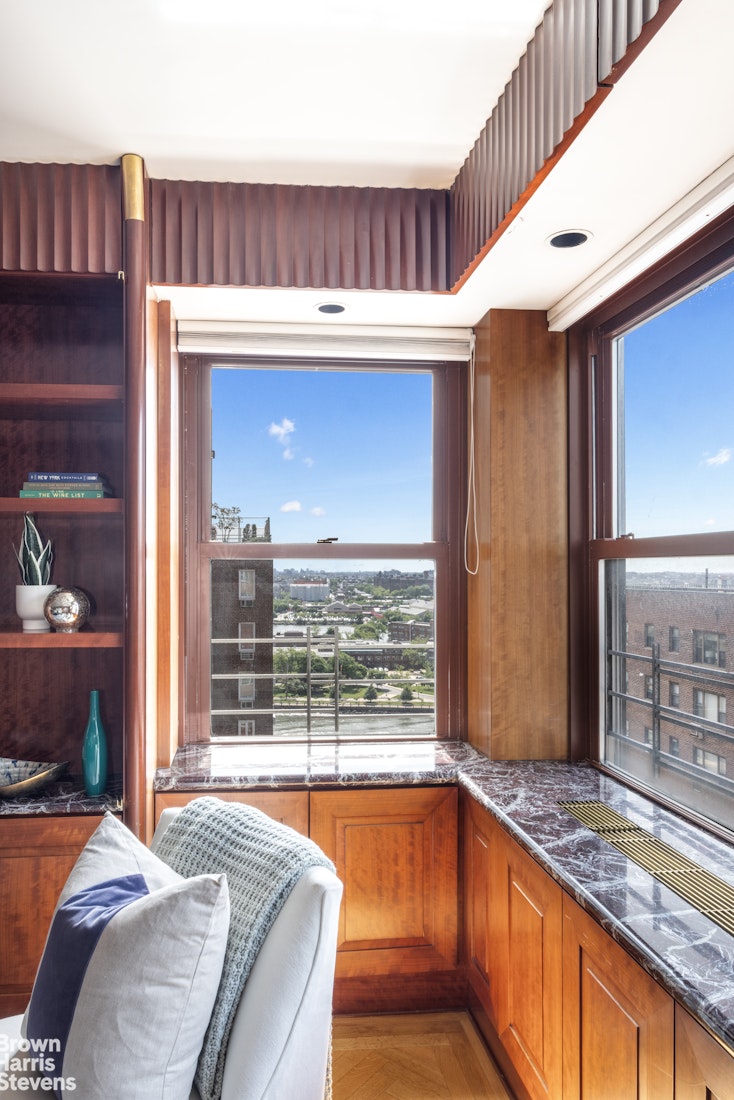 75 East End Avenue 17EF Upper East Side New York NY 10028