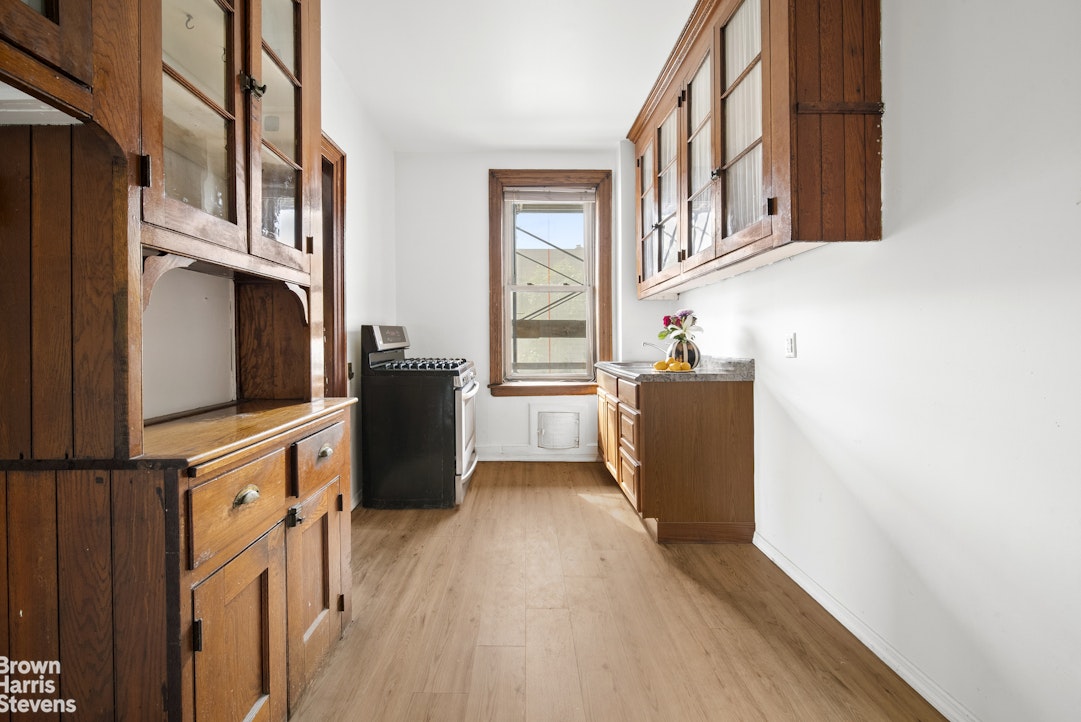 4404 6th Avenue 3B Sunset Park Brooklyn NY 11220