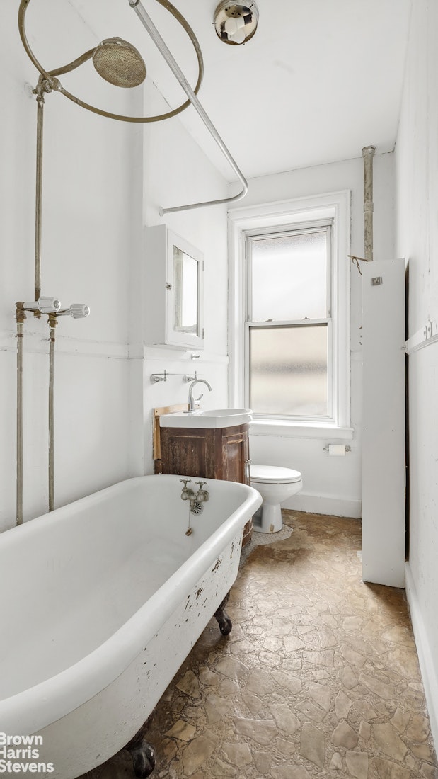 4404 6th Avenue 3B Sunset Park Brooklyn NY 11220