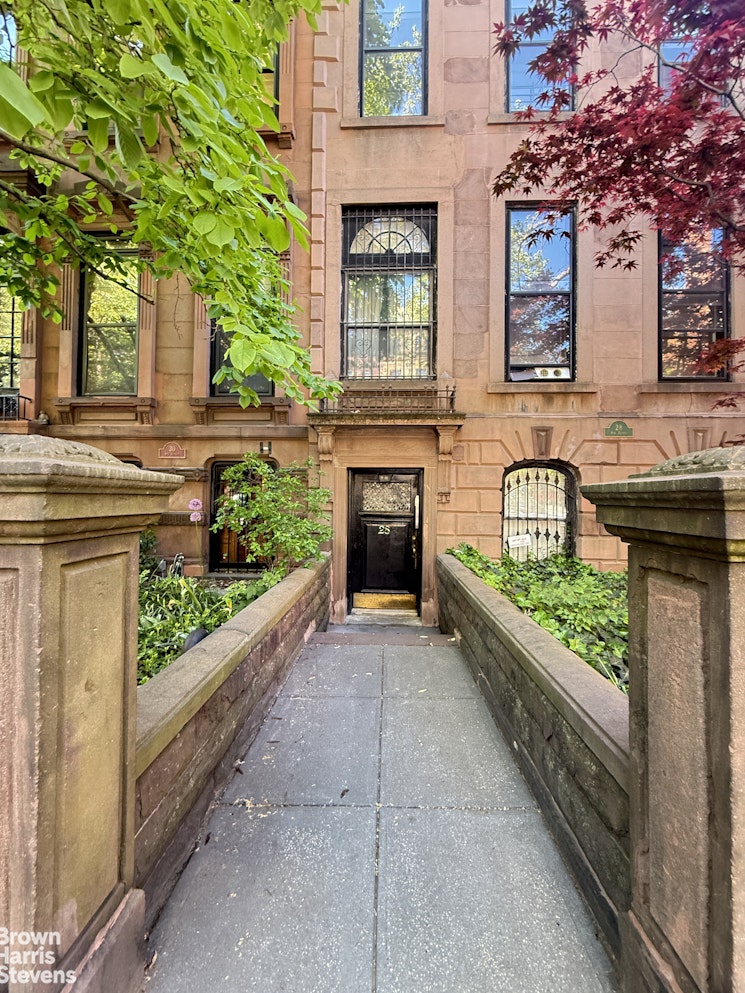 28 8th Avenue Park Slope Brooklyn NY 11217