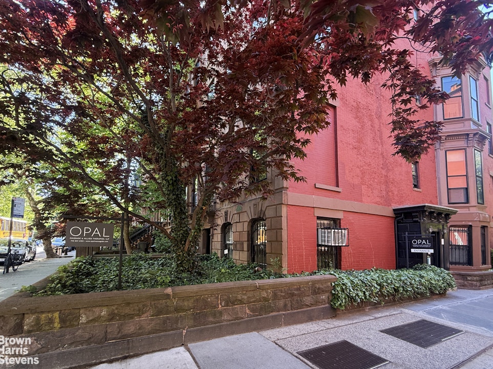 28 8th Avenue Park Slope Brooklyn NY 11217