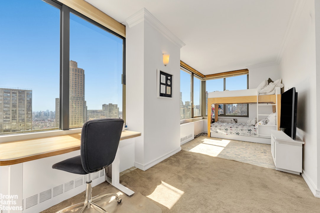 300 East 85th Street 2705 Upper East Side New York NY 10028