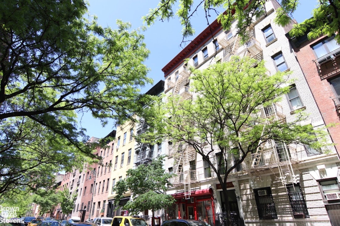 411 West 44th Street 25 Clinton New York NY 10036