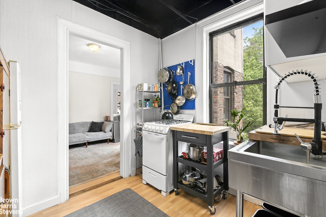 411 West 44th Street 25 Clinton New York NY 10036