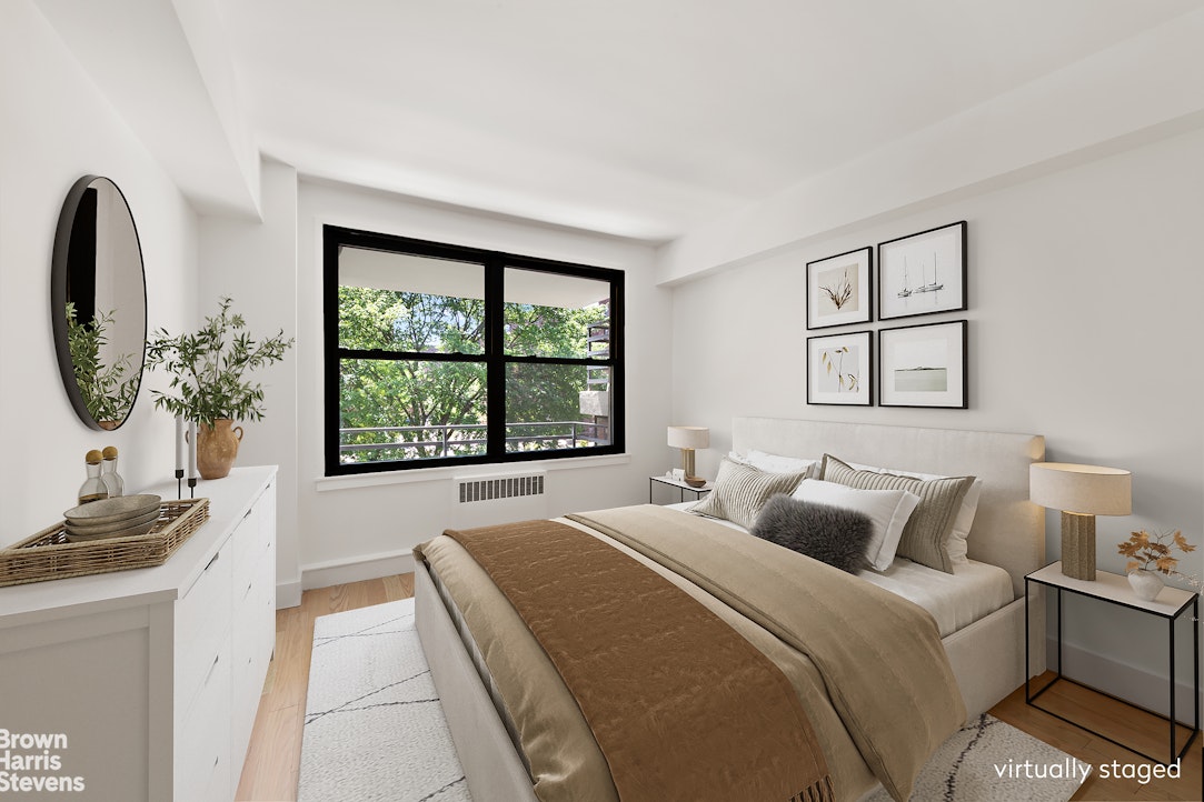 98-41 64th Road 3G Forest Hills Queens NY 11374