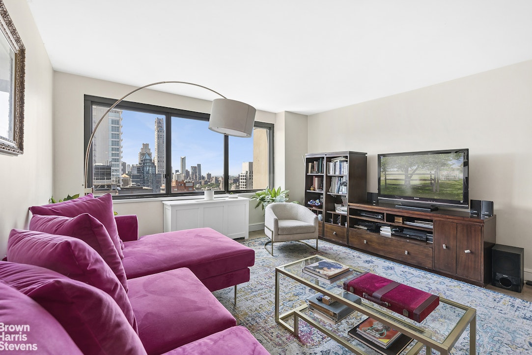 300 East 59th Street 3504 Sutton Place New York NY 10022