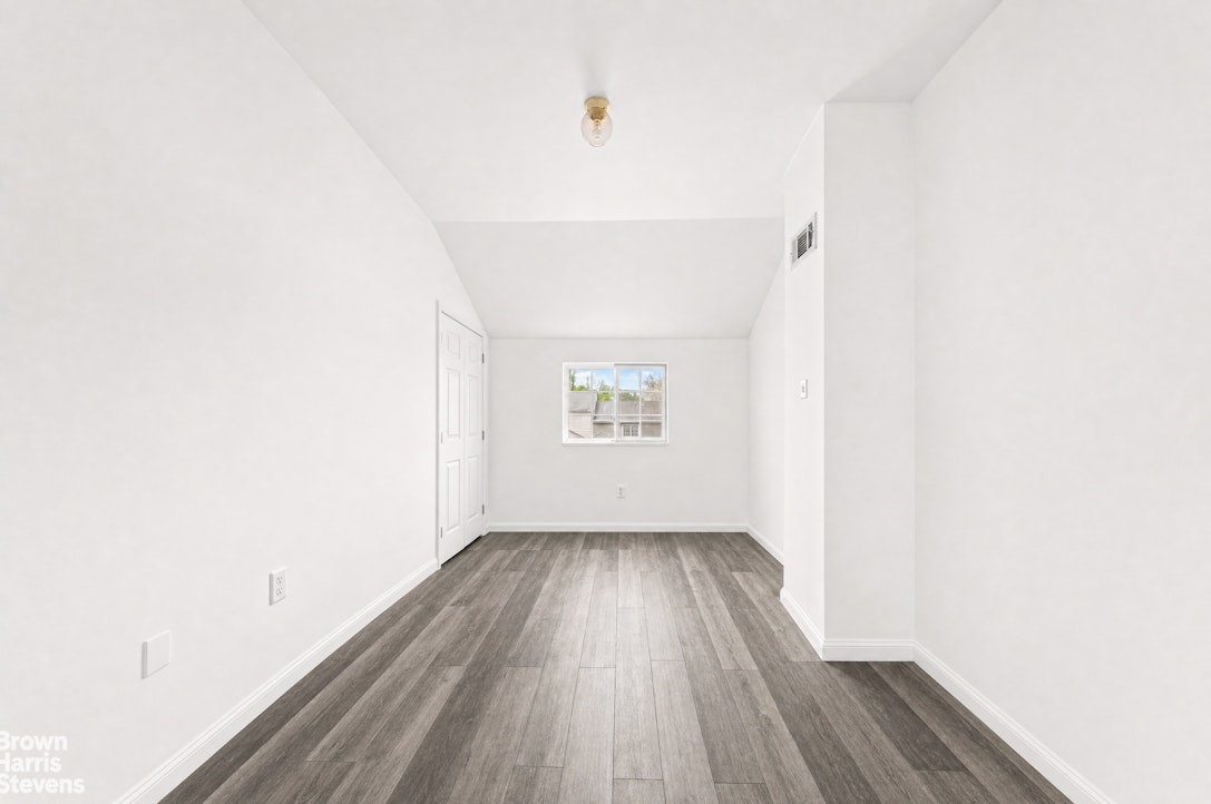 17 Tessa Court Grymes Hill Staten Island NY 10304