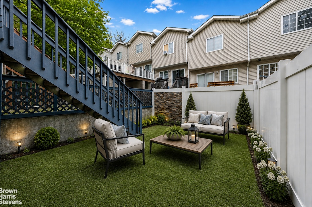 17 Tessa Court Grymes Hill Staten Island NY 10304