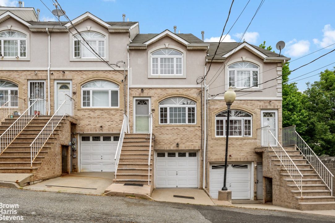 17 Tessa Court Grymes Hill Staten Island NY 10304