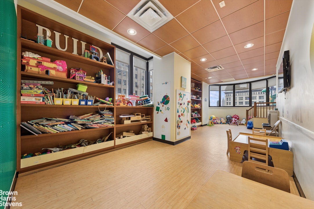 330 East 38th Street 15H Murray Hill New York NY 10016