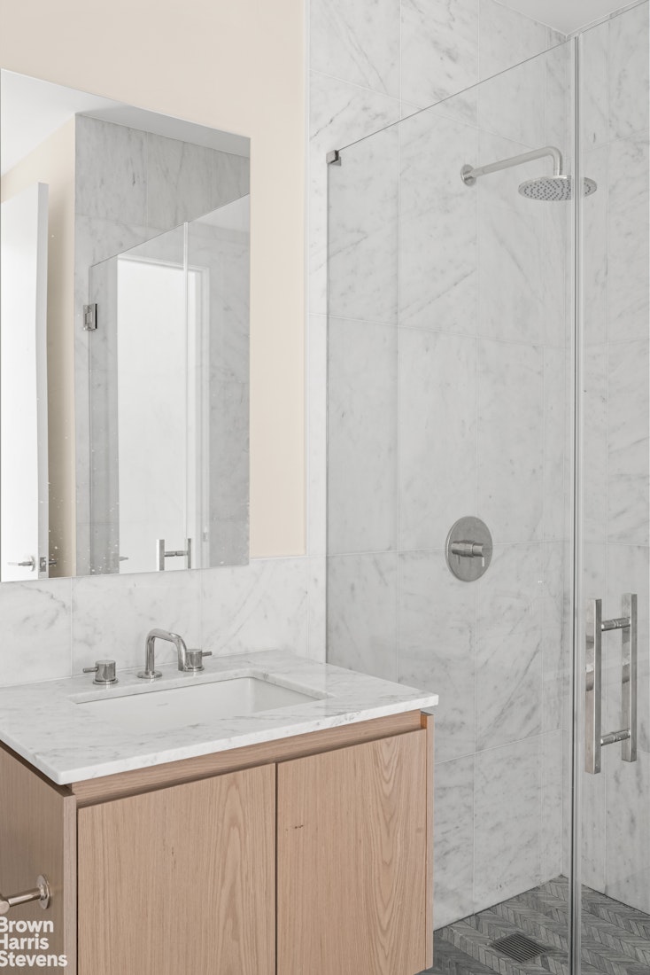 435 West 19th Street MAISONETTE Chelsea New York NY 10011