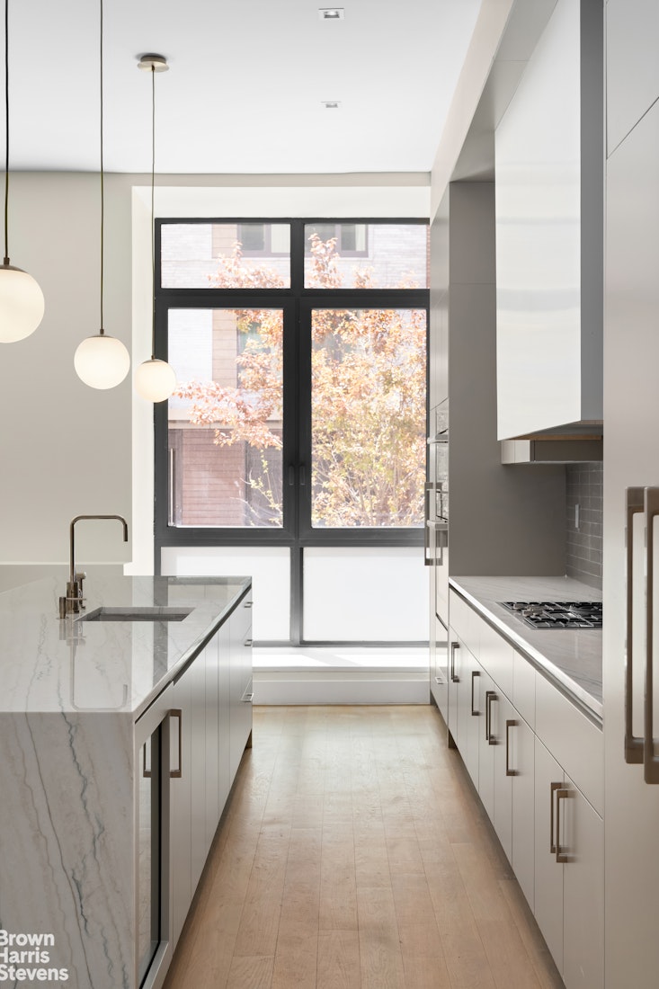 435 West 19th Street MAISONETTE Chelsea New York NY 10011