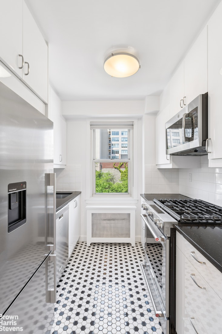 2 Charlton Street 7A Soho New York NY 10014