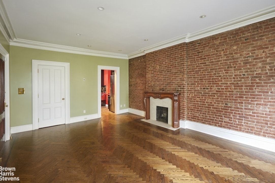 23 East 37th Street 5R Murray Hill New York NY 10016