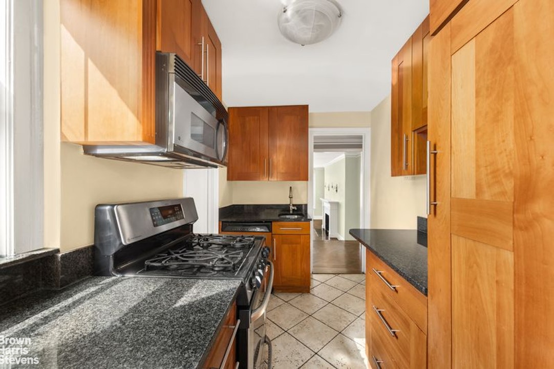 400 East 59th Street 16E Sutton Place New York NY 10022