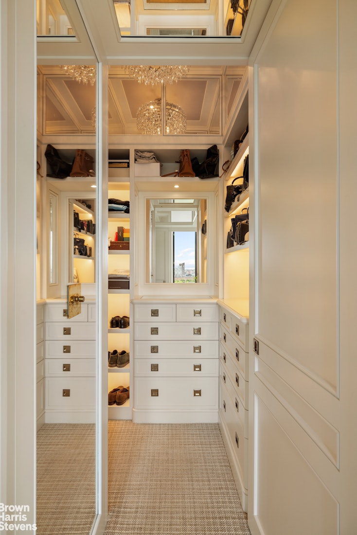 10 Gracie Square 11A Upper East Side New York NY 10028