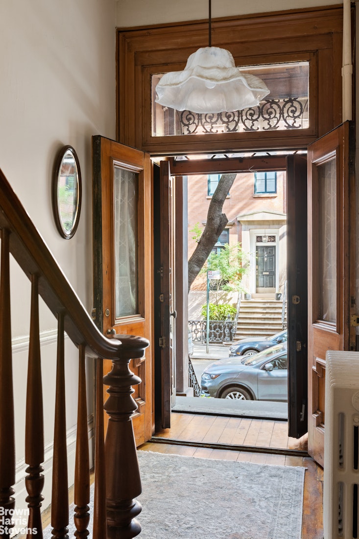 29 Grove Street W. Greenwich Village New York NY 10014
