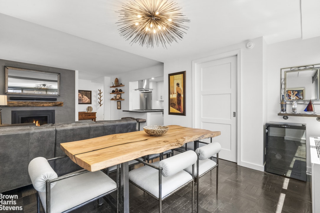 315 West 70th Street 16L Lincoln Square New York NY 10023