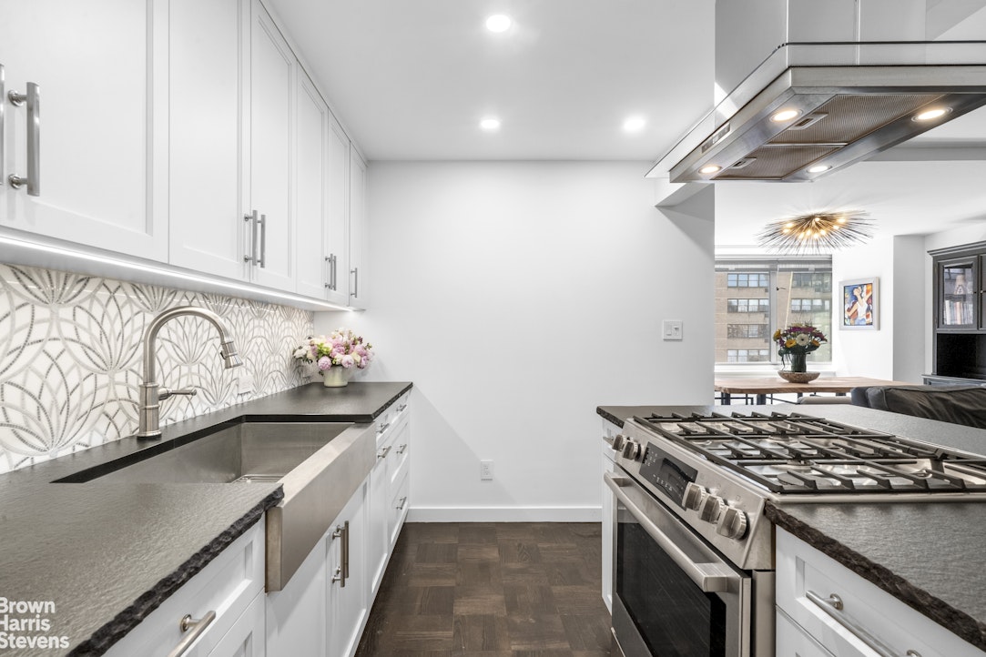 315 West 70th Street 16L Lincoln Square New York NY 10023