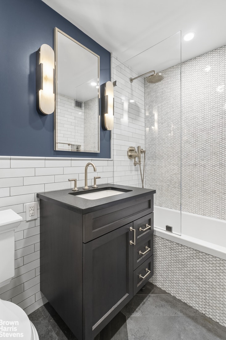 315 West 70th Street 16L Lincoln Square New York NY 10023