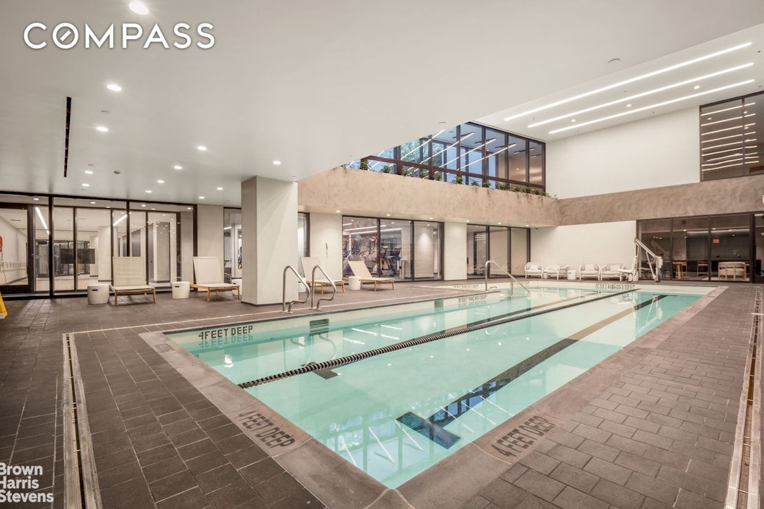77 Charlton Street N10C Soho New York NY 10014