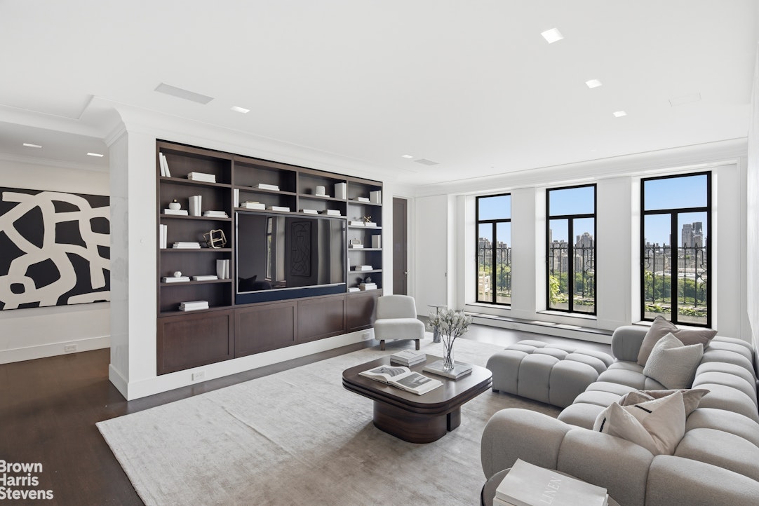 211 Central Park West PH21/22E Central Park West New York NY 10024