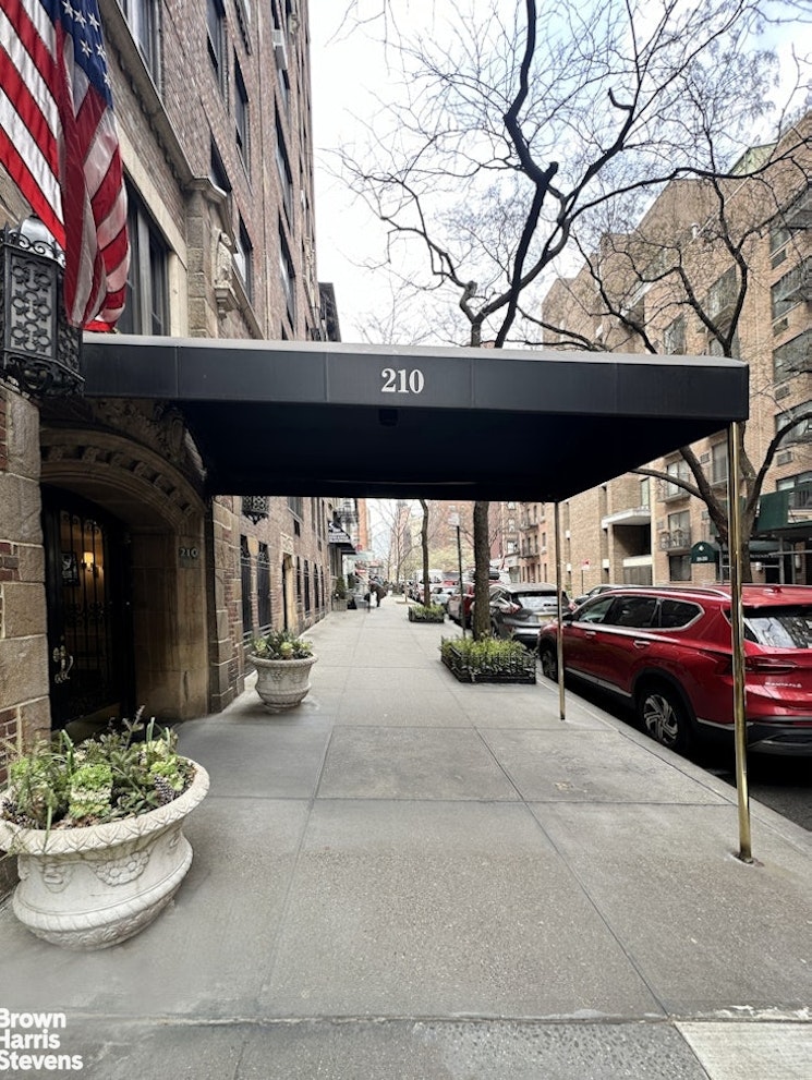 210 East 73rd Street 1E Upper East Side New York NY 10021