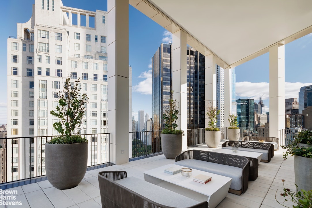 15 West 61st Street 4D Lincoln Square New York NY 10023