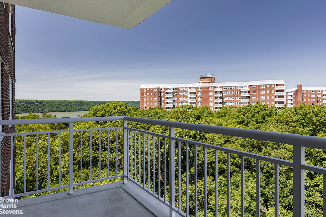 3935 Blackstone Avenue 10C Riverdale Bronx NY 10471