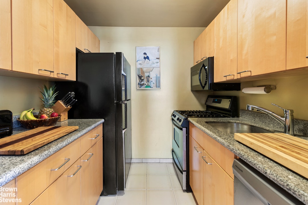11 Sterling Place 5F Park Slope Brooklyn NY 11217