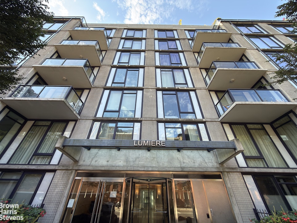 350 West 53rd Street Clinton New York NY 10019