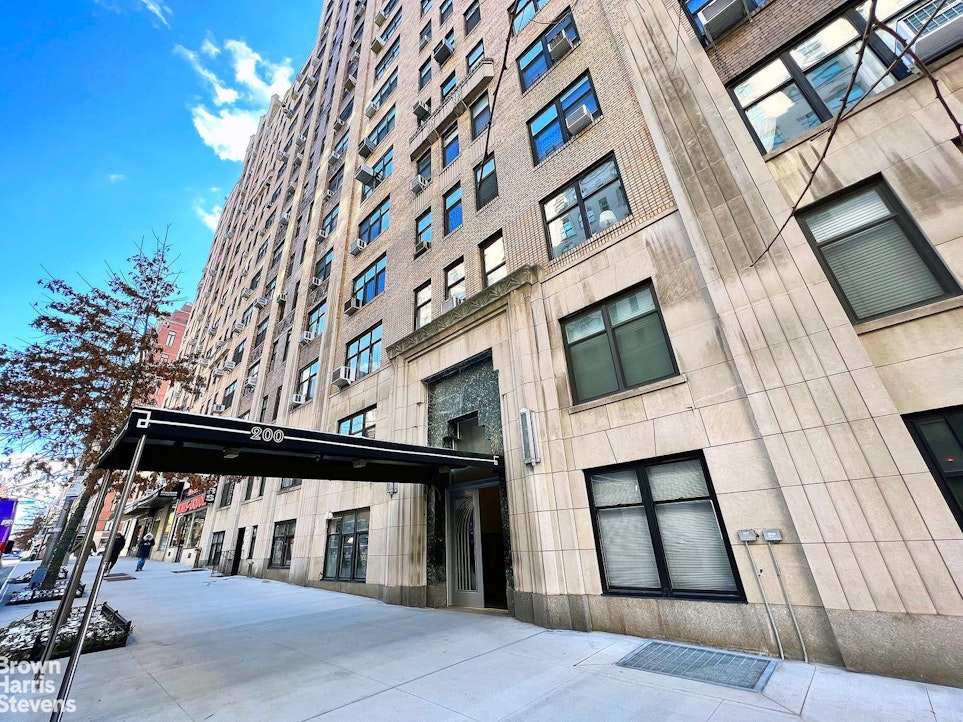 200 West 86th Street 17K Upper West Side New York NY 10024