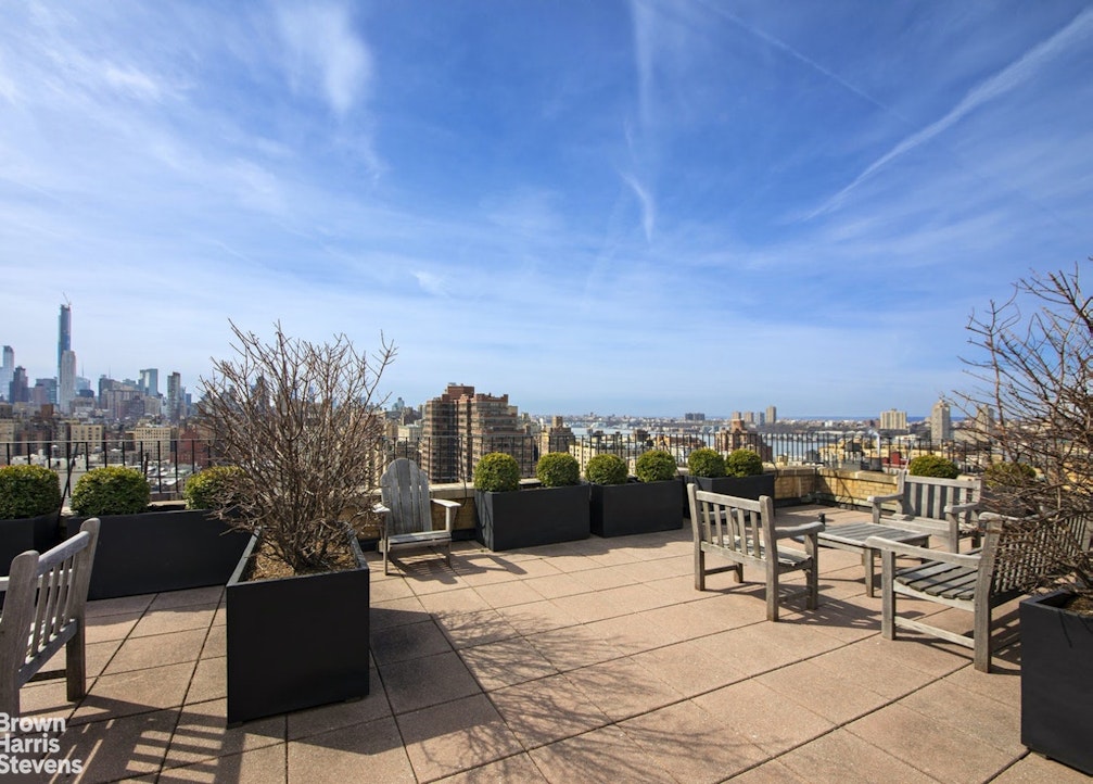 200 West 86th Street 17K Upper West Side New York NY 10024
