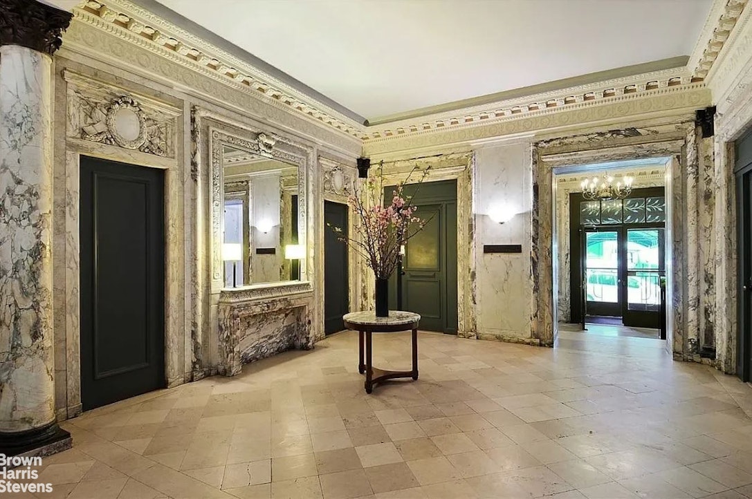 11 West 81st Street 6A Central Park West New York NY 10024