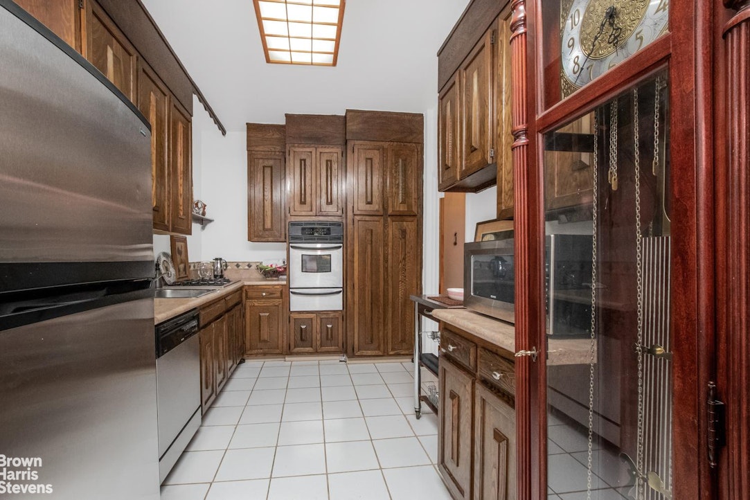 2500 Johnson Avenue 1L Spuyten Duyvil Bronx NY 10463