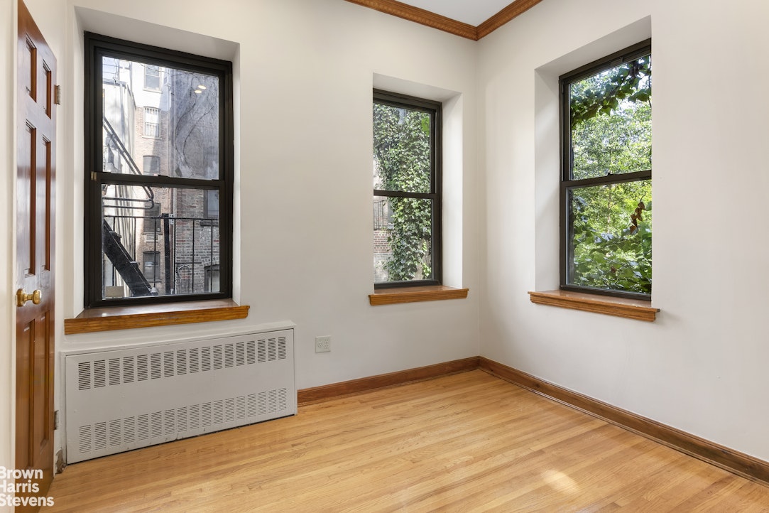 121 East 10th Street 2C E. Greenwich Village New York NY 10003