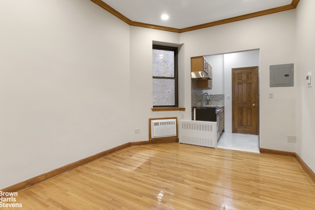 121 East 10th Street 2C E. Greenwich Village New York NY 10003