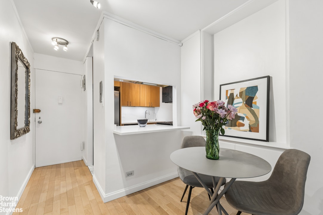 201 East 37th Street 5A Murray Hill New York NY 10016